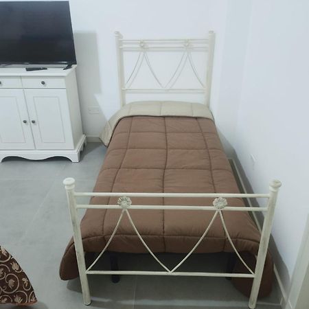 Appartamento Dante Avetrana Exterior foto