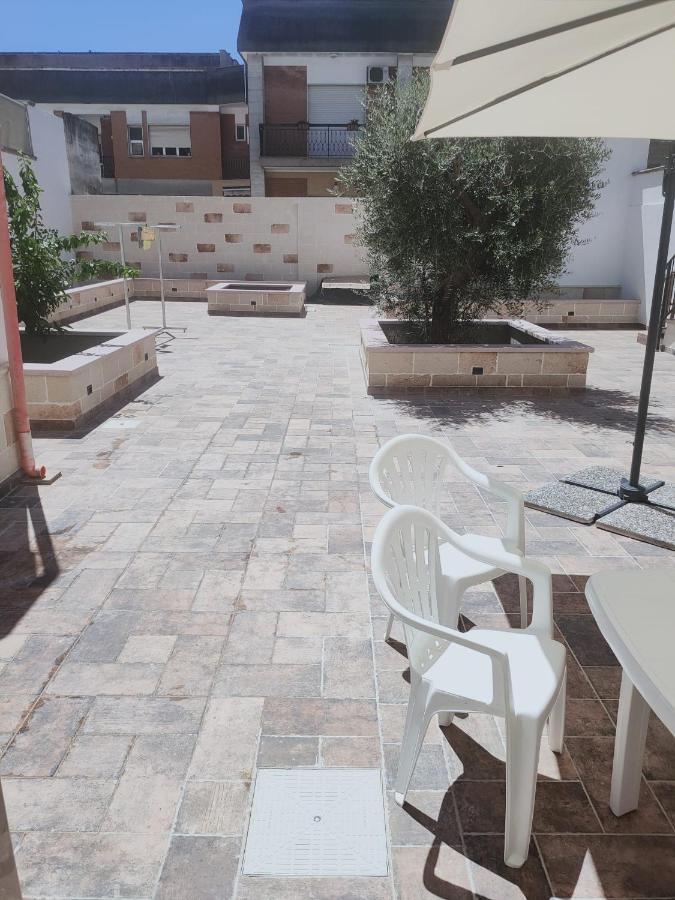 Appartamento Dante Avetrana Exterior foto