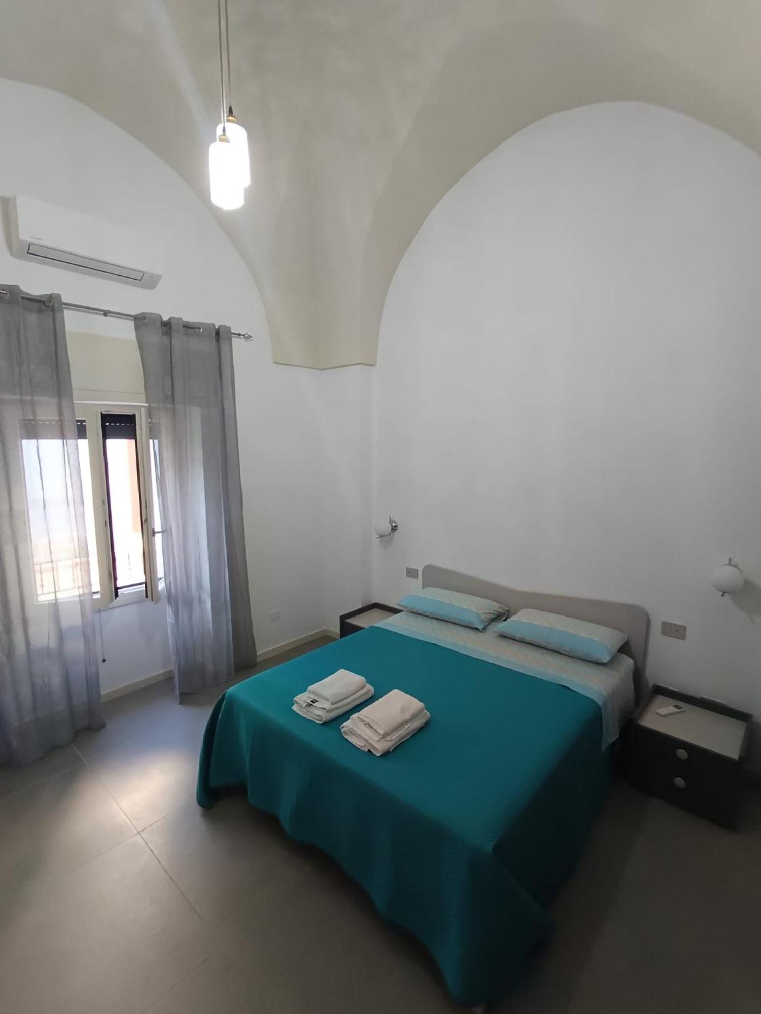 Appartamento Dante Avetrana Exterior foto
